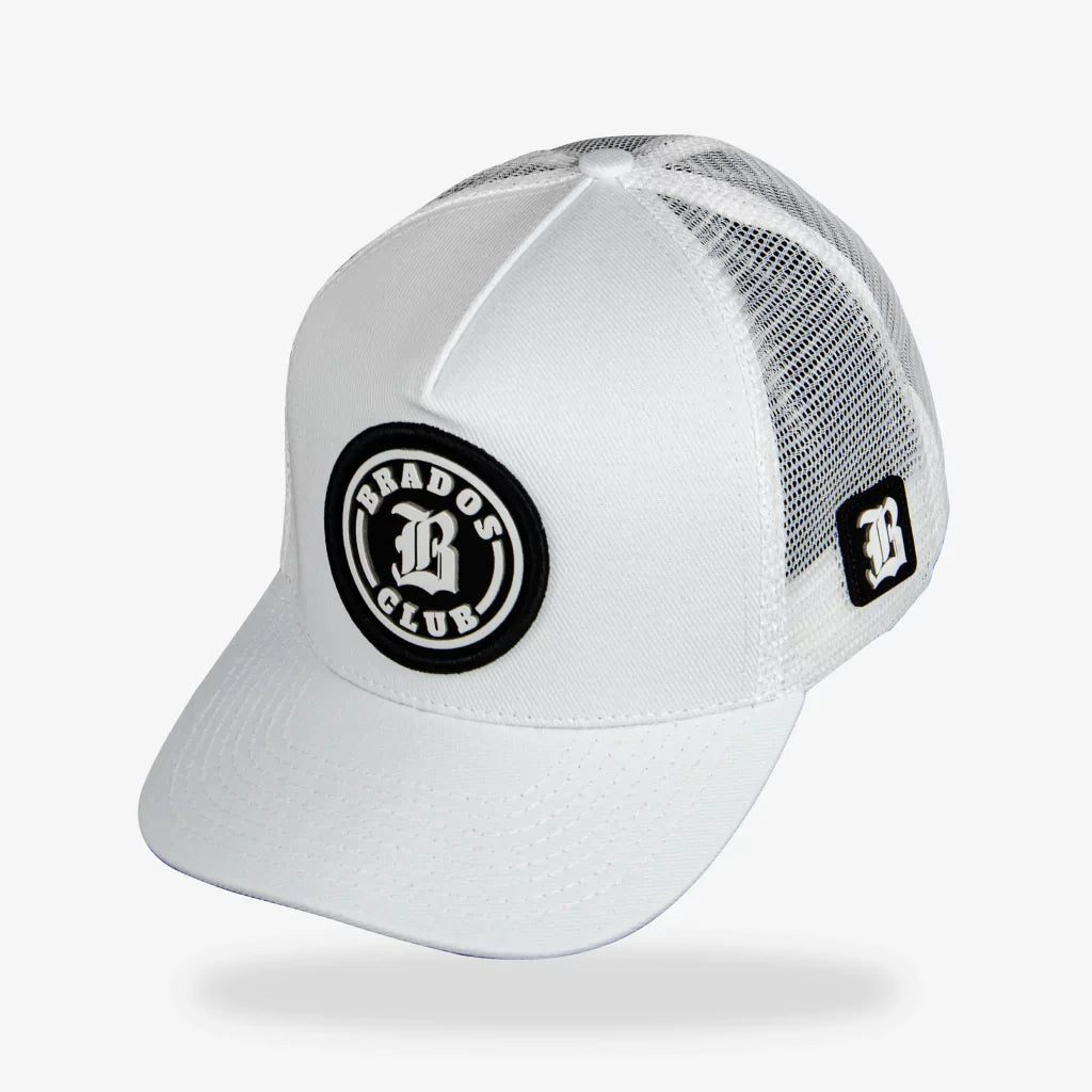 Boné Brado's Club Branco Trucker